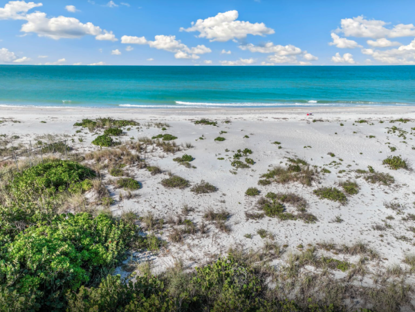 Charming Beachfront Townhome in Boca Grande